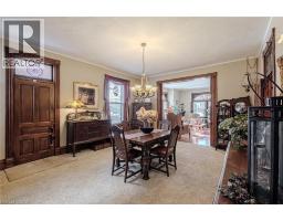 109 TALBOT Street N - 12