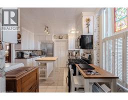 109 TALBOT Street N - 19