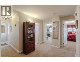 109 TALBOT Street N - 22