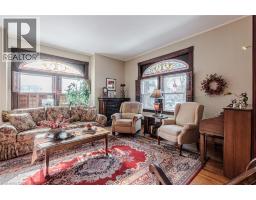 109 TALBOT Street N - 8