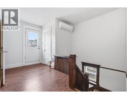 30 REGINA Street N - 10