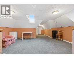 30 REGINA Street N - 17