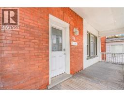 30 REGINA Street N - 3