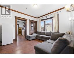 30 REGINA Street N - 5