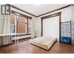 30 REGINA Street N - 8