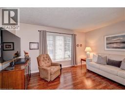 176 WESLEY Crescent - 10