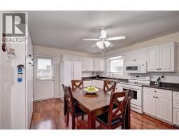 176 WESLEY Crescent - 11