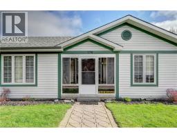 176 WESLEY Crescent - 3