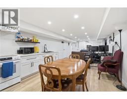 59 OAKLEY Court - 31