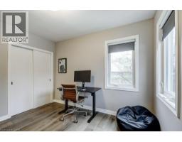 34 OAKLEY Court - 20