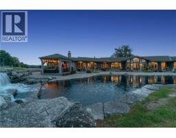 1546 MARYHILL Road - 38