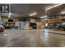 1546 MARYHILL Road - 43