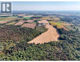 1546 MARYHILL Road - 47