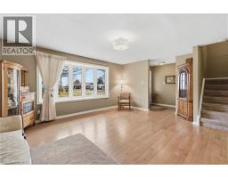 107 DUNSMERE Drive - 18