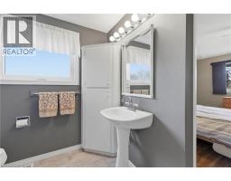 107 DUNSMERE Drive - 25