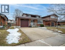 107 DUNSMERE Drive - 3