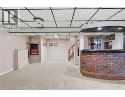 107 DUNSMERE Drive - 33