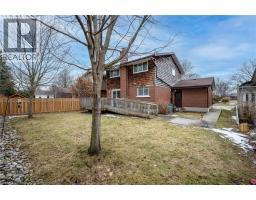 107 DUNSMERE Drive - 35