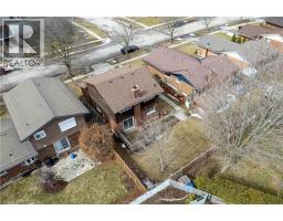 107 DUNSMERE Drive - 43