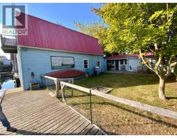 7 WILLOW Avenue - 10