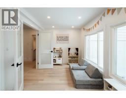 62 LANG Crescent - 11