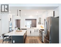 62 LANG Crescent - 15