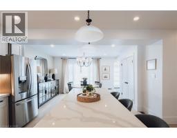 62 LANG Crescent - 17