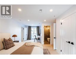 62 LANG Crescent - 28