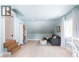 62 LANG Crescent - 34