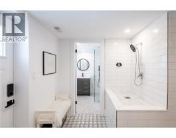 62 LANG Crescent - 41