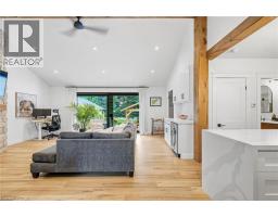 570 WESTVIEW Avenue - 11