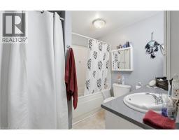 56 VICTORIA Street - 16