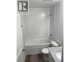 251 NORTHFIELD Drive UnitNo. 522 - 15