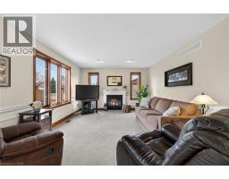 60 HIGHLAND Boulevard - 12