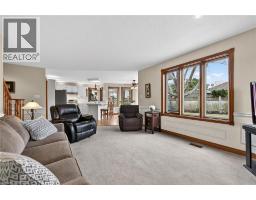 60 HIGHLAND Boulevard - 13