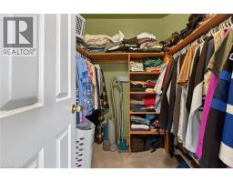 60 HIGHLAND Boulevard - 27