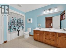 60 HIGHLAND Boulevard - 34