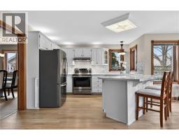 60 HIGHLAND Boulevard - 7