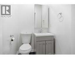 42 PALACE Street - 17