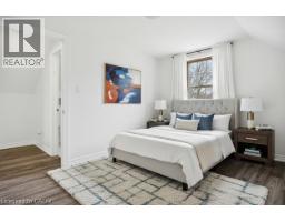 42 PALACE Street - 18