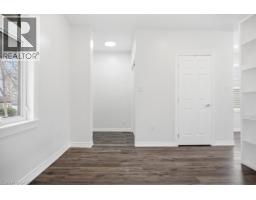 42 PALACE Street - 4