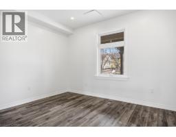 42 PALACE Street - 7