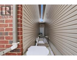 324 MAVERICK Street - 41