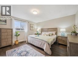 104 KENT Street - 18