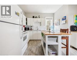 156 WELLINGTON Street N - 12