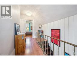 156 WELLINGTON Street N - 26