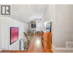 156 WELLINGTON Street N - 27