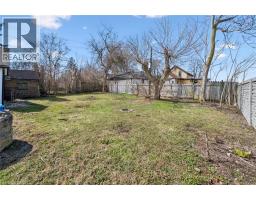 156 WELLINGTON Street N - 37