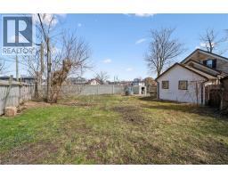 156 WELLINGTON Street N - 39