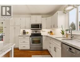 38 PARKER Avenue - 16